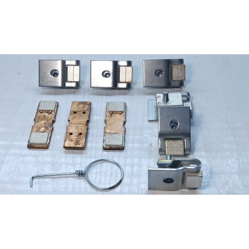 Контакт головний 3TY7 530-0A до контактора 3TF53