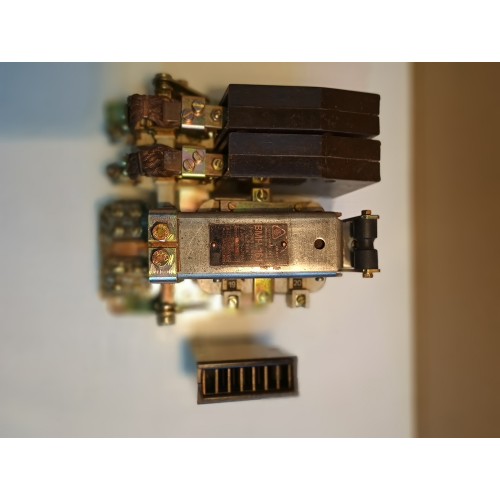 Контактор VMN 161/2 Контактор VMN 161/2