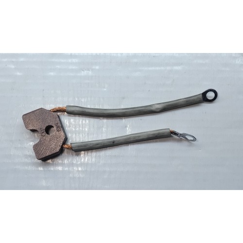 Щітка струмознімач MG50x15x35mm Щітка струмознімач MG50x15x35mm